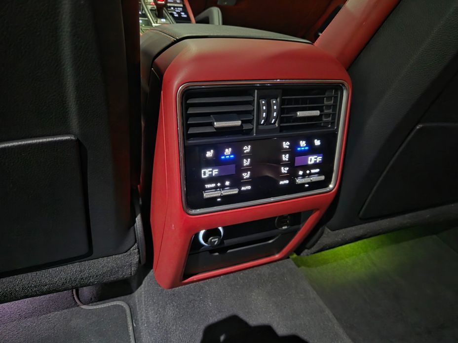 Porsche Cayenne 2019