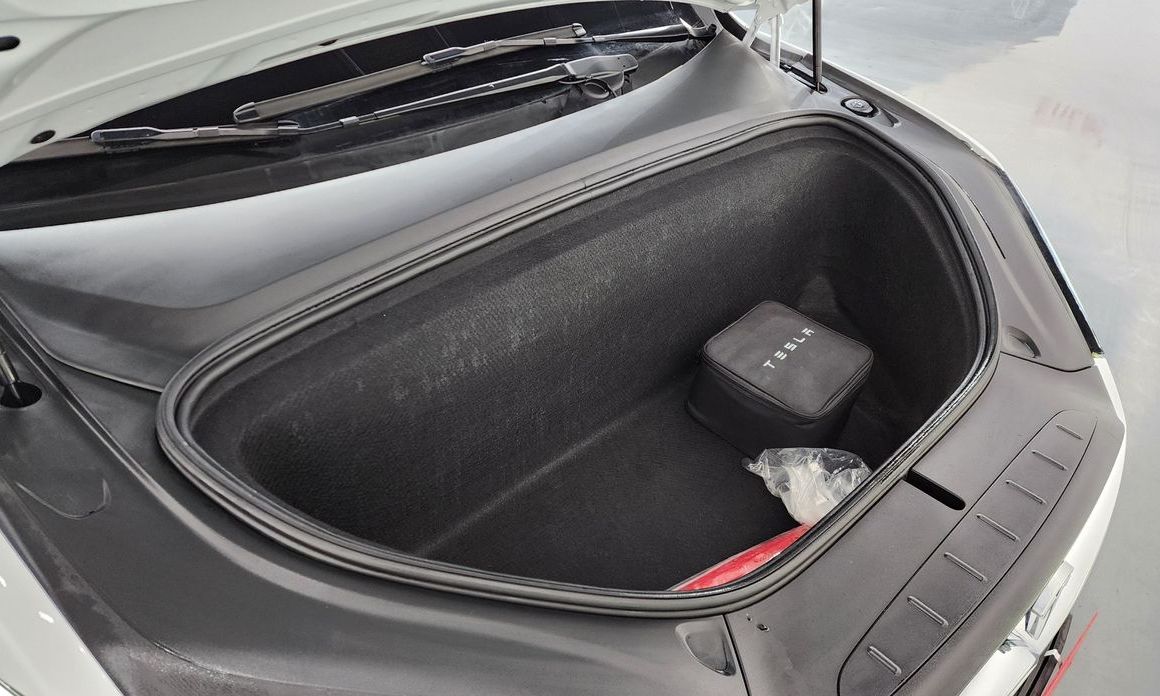 Tesla Model X 2019