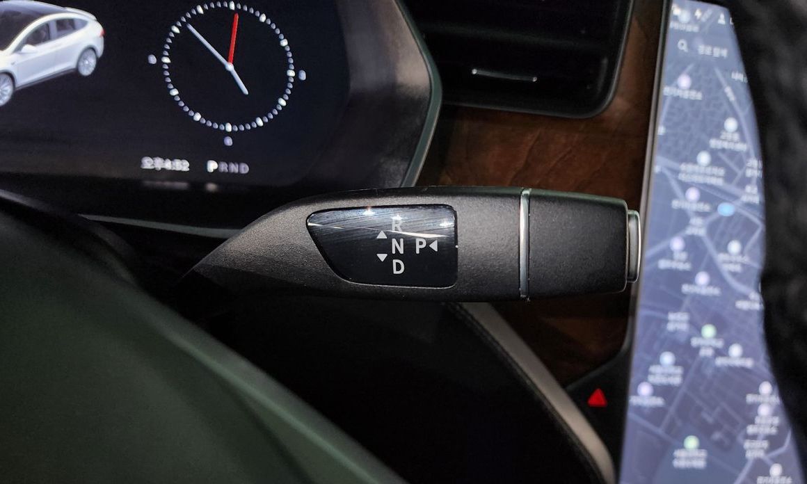 Tesla Model X 2019