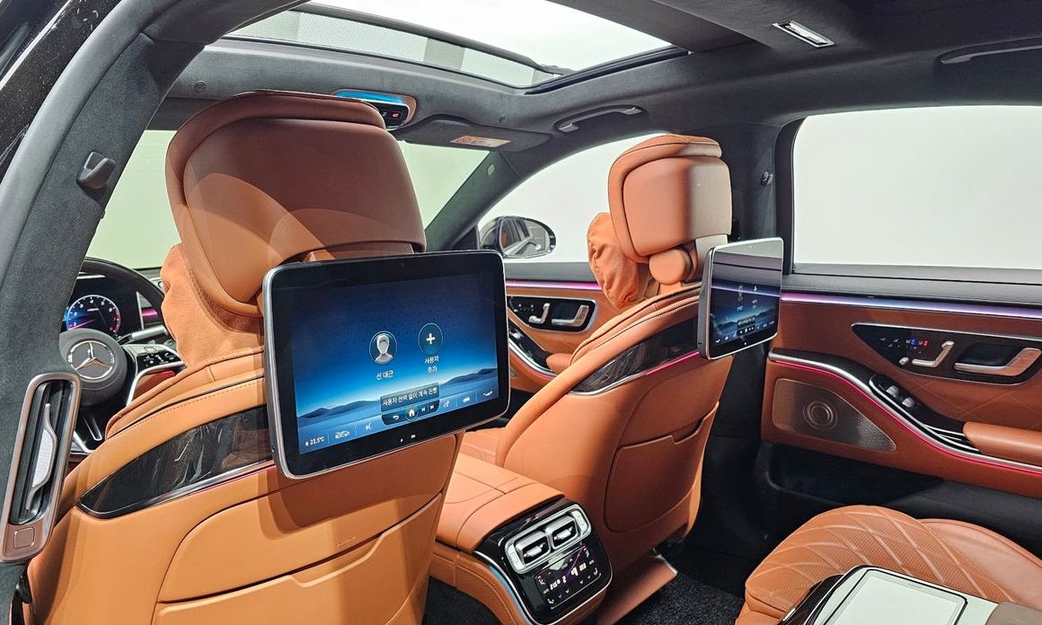 Mercedes-Benz S-Class 2021