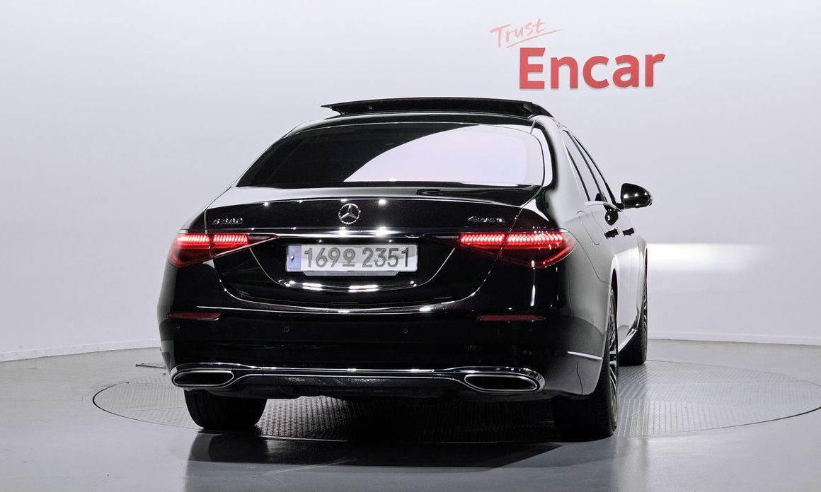 Mercedes-Benz S-Class 2021
