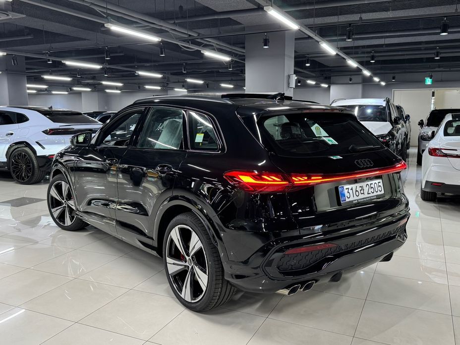 Audi Q5 2025