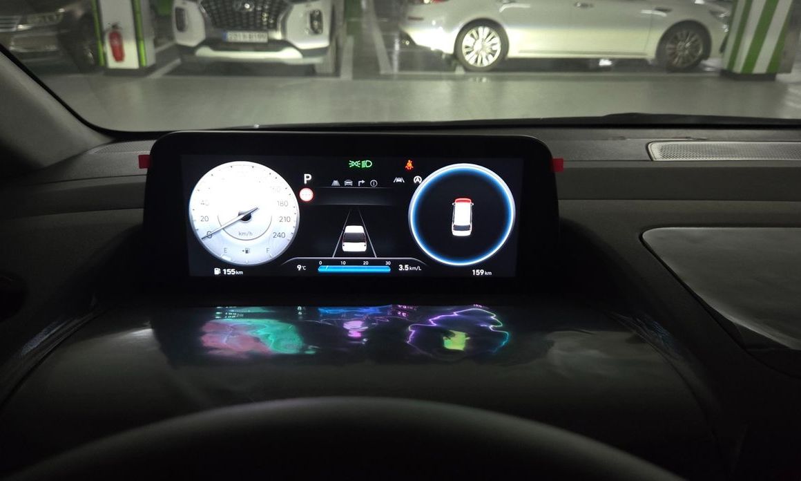 Hyundai Staria 2025