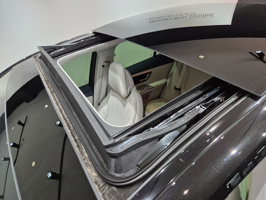 Mercedes-Benz EQE 2025