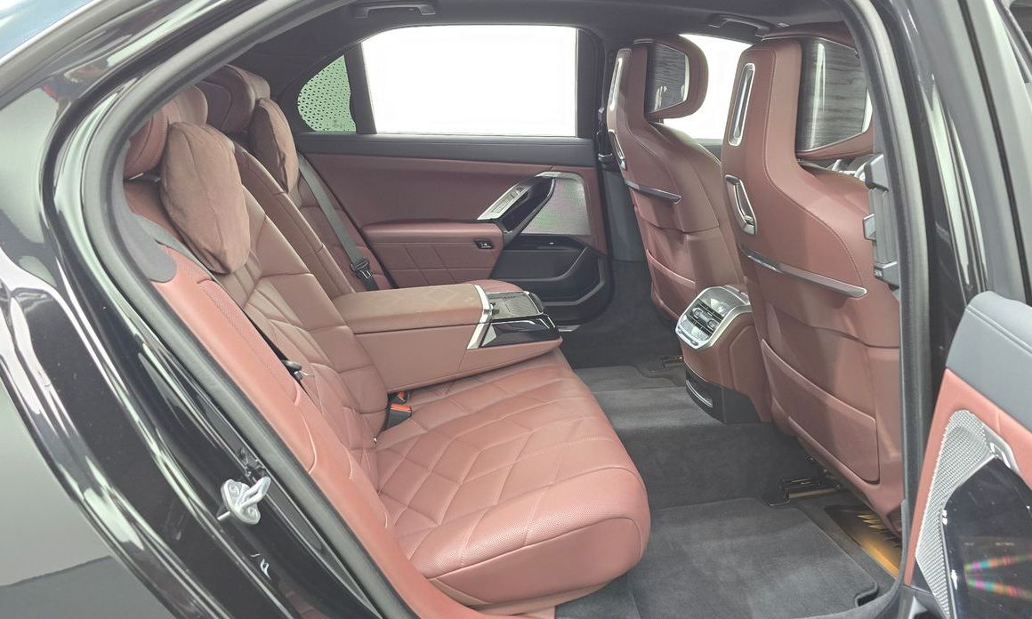 BMW 7-Series 2024
