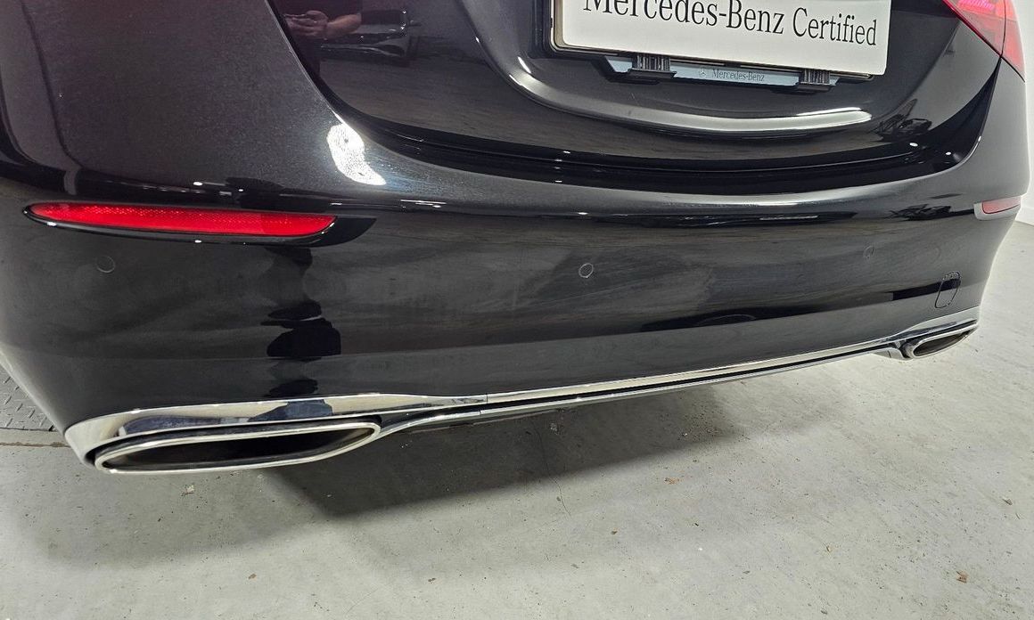 Mercedes-Benz S-Class 2025