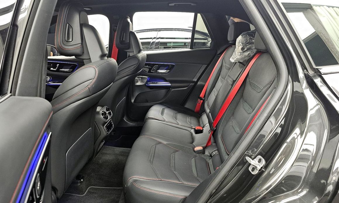 Mercedes-Benz GLC-Class 2025