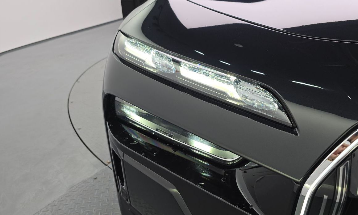 BMW 7-Series 2024
