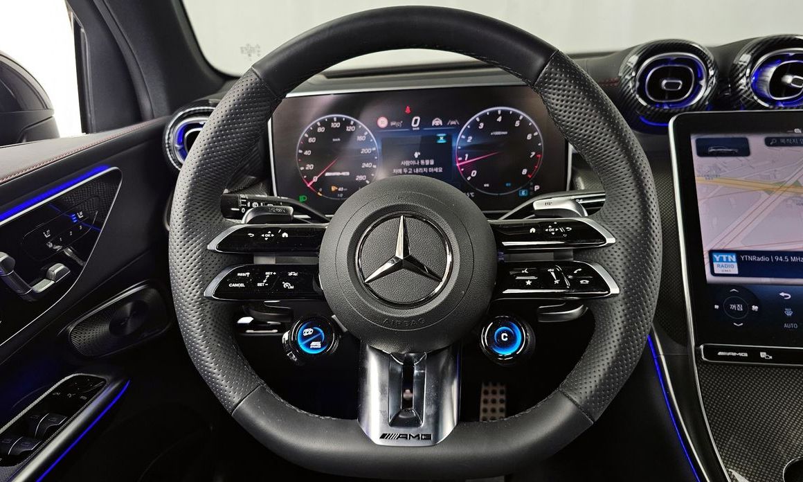 Mercedes-Benz GLC-Class 2025