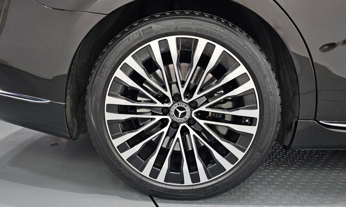 Mercedes-Benz S-Class 2021