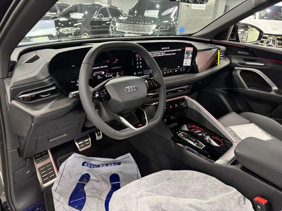 Audi Q5 2025