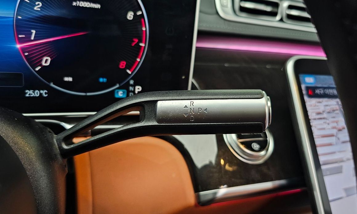 Mercedes-Benz S-Class 2021