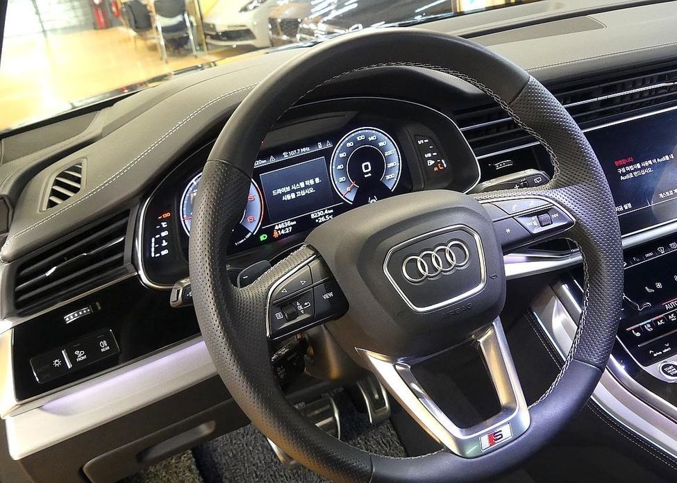Audi Q7 2023