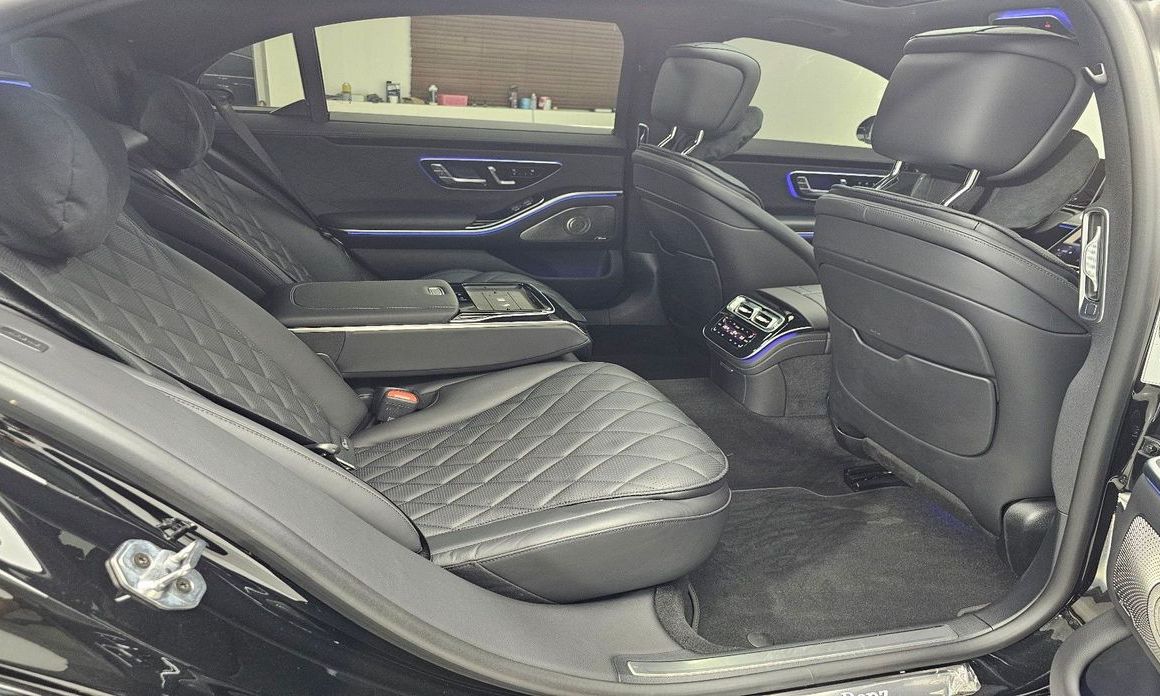 Mercedes-Benz S-Class 2025