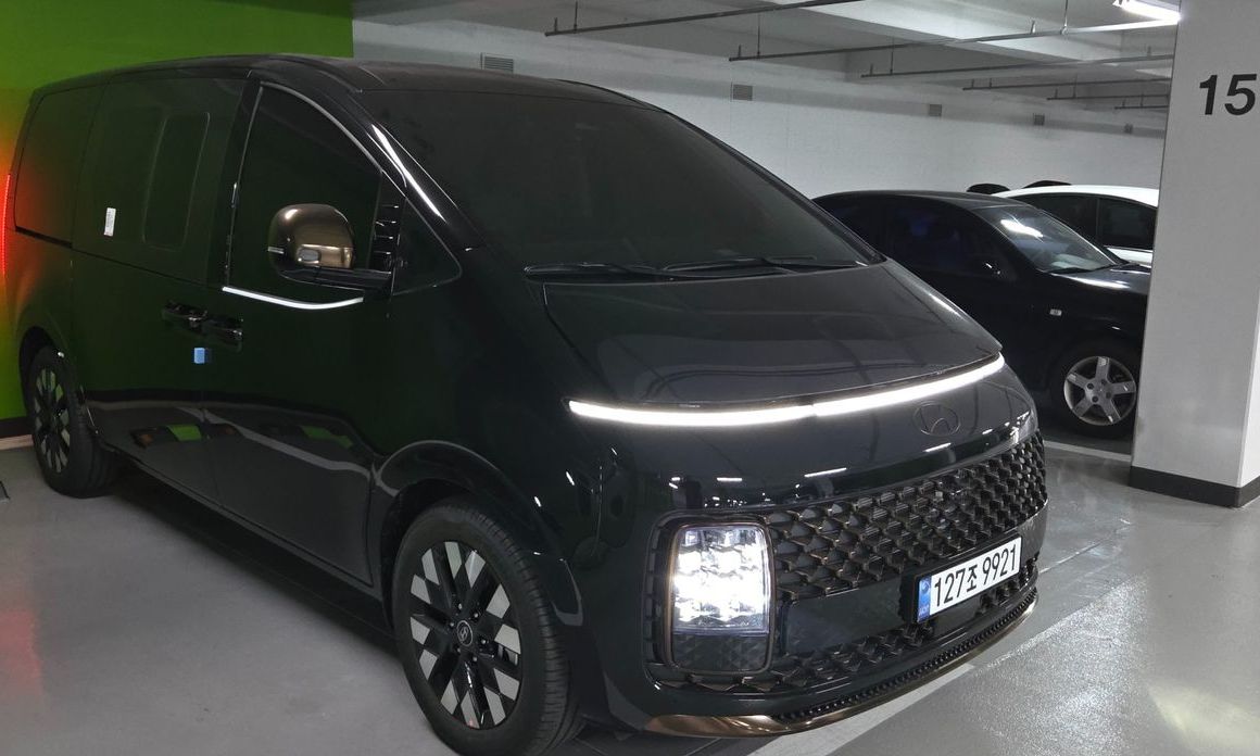 Hyundai Staria 2025