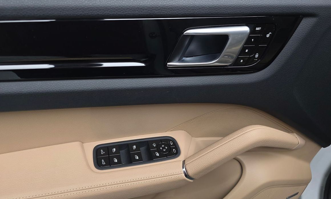Porsche Cayenne 2019