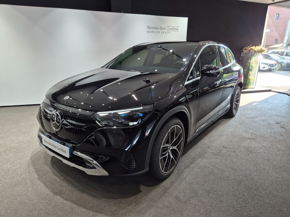 Mercedes-Benz EQE 2025