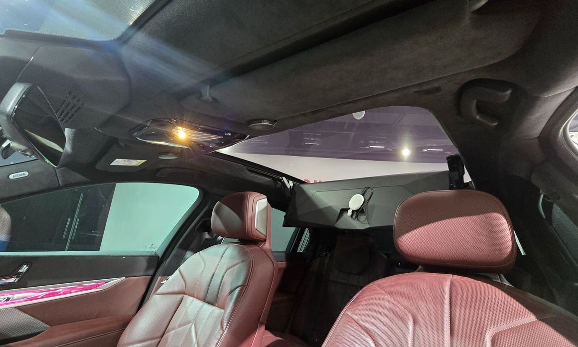 BMW 7-Series 2023