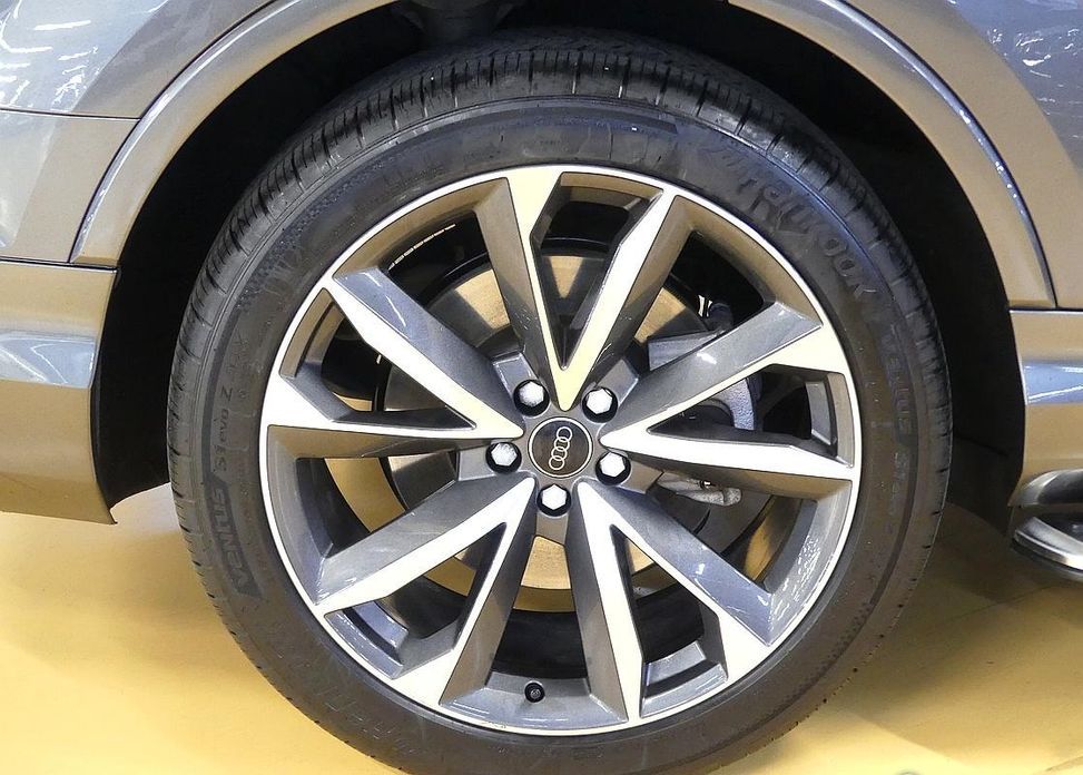 Audi Q7 2023