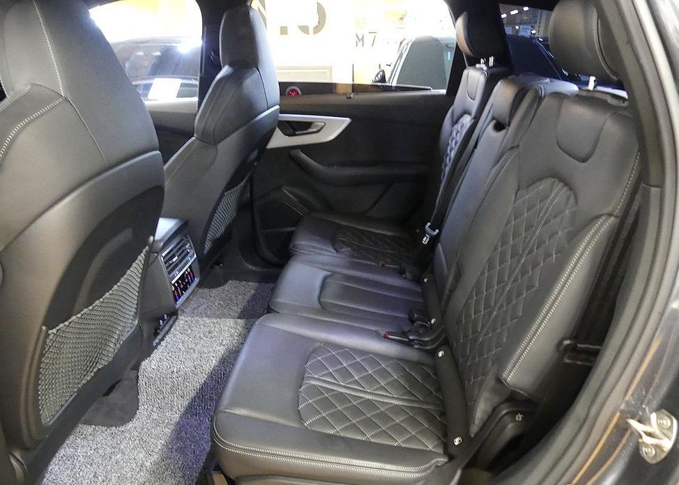 Audi Q7 2023