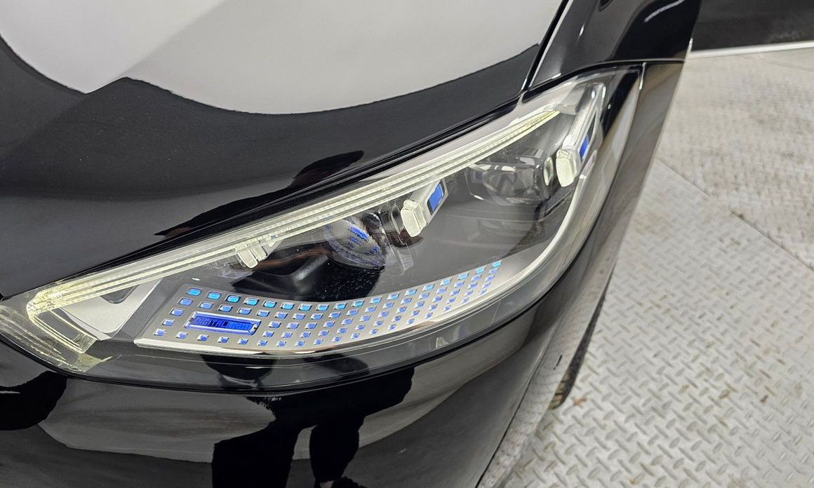 Mercedes-Benz S-Class 2025