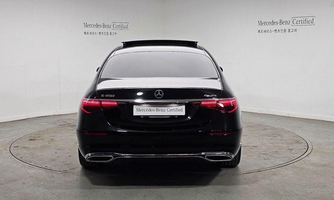 Mercedes-Benz S-Class 2025