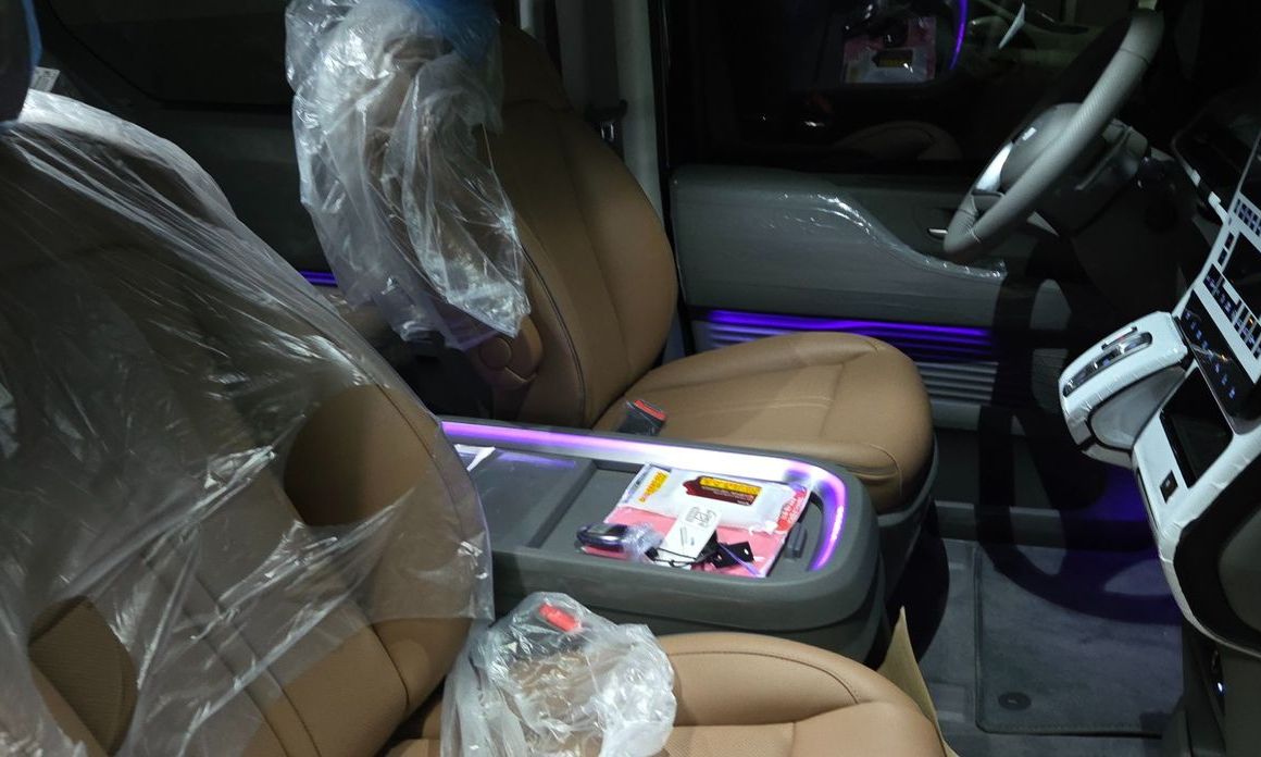 Hyundai Staria 2025