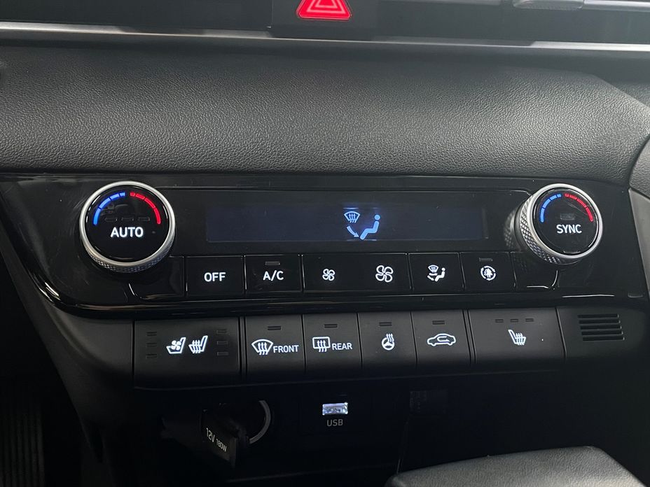 Hyundai AVANTE 2021