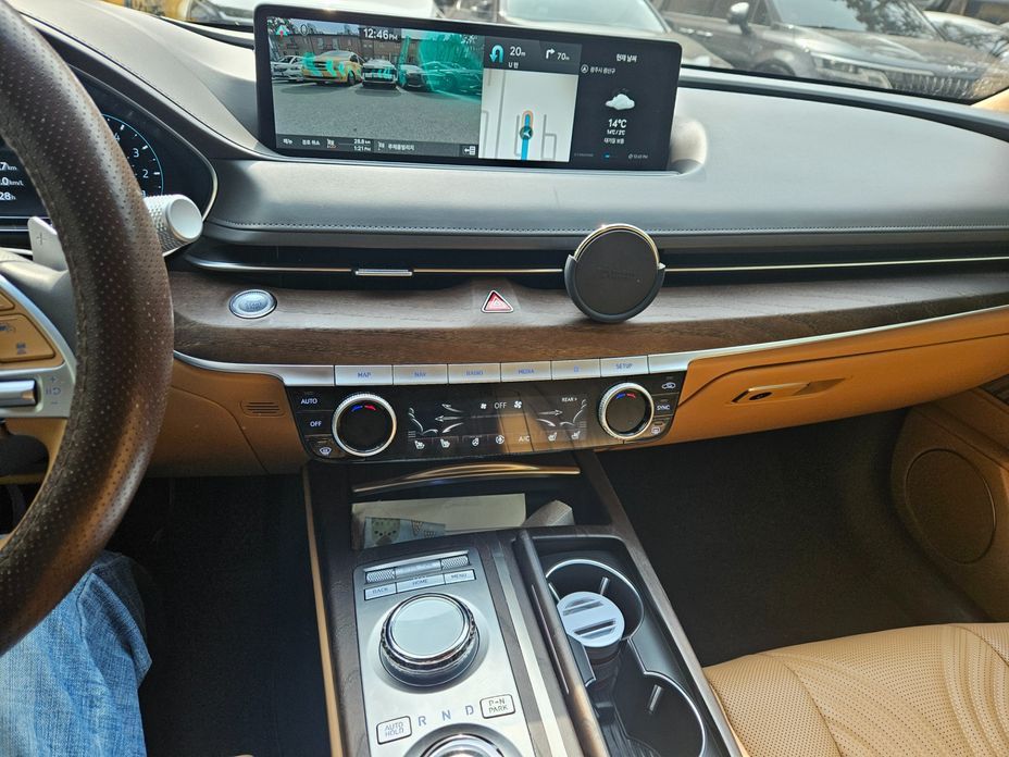 Genesis G80 2023