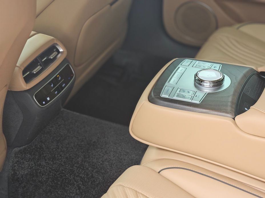 Genesis G80 2023