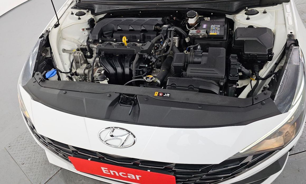 Hyundai AVANTE 2021