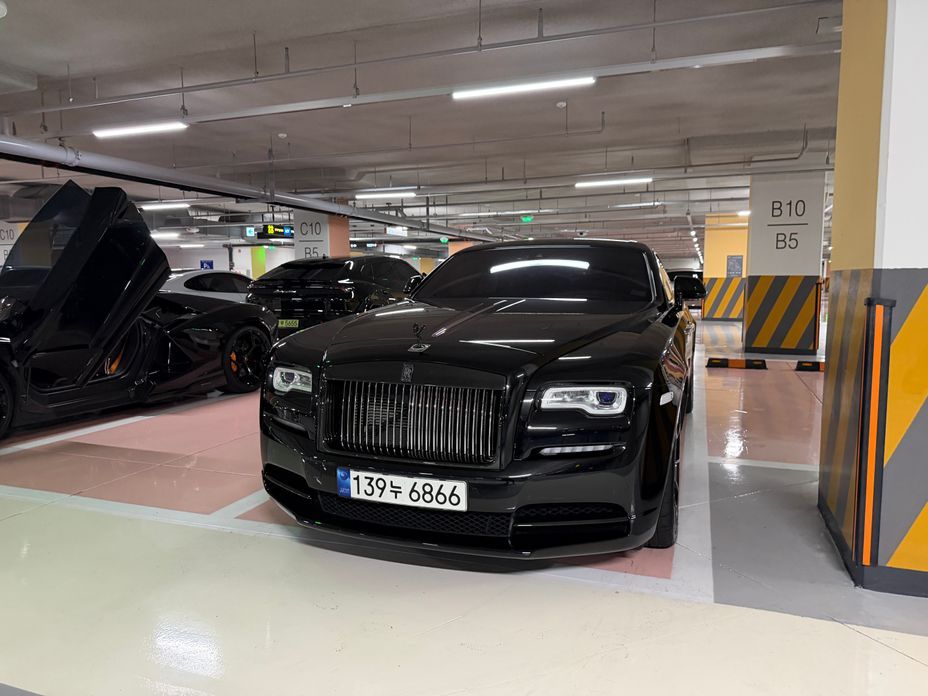 Rolls-Royce Wraith 2021