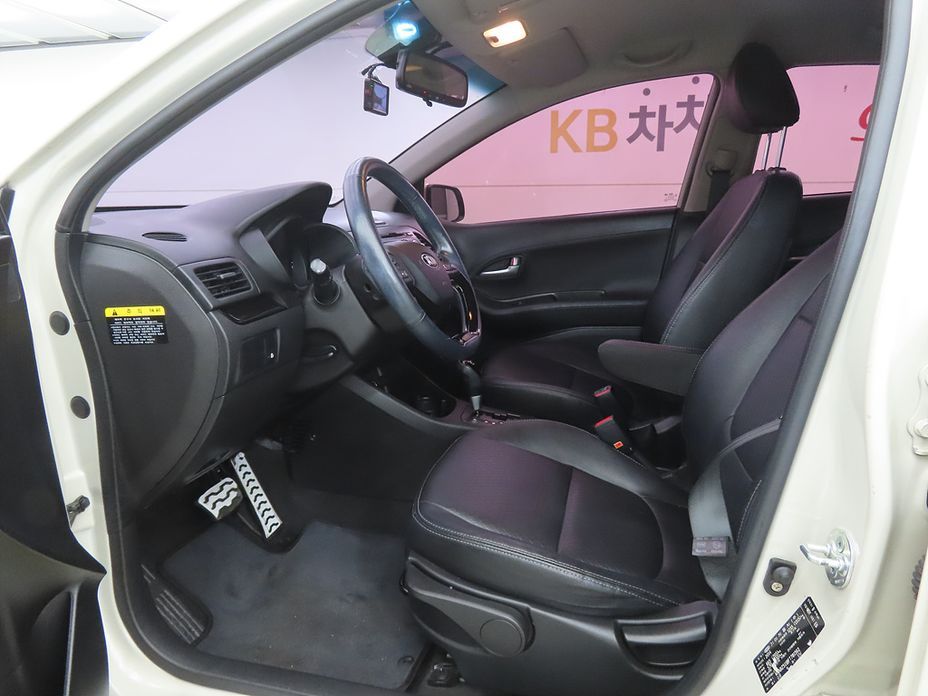 Kia morning 2015