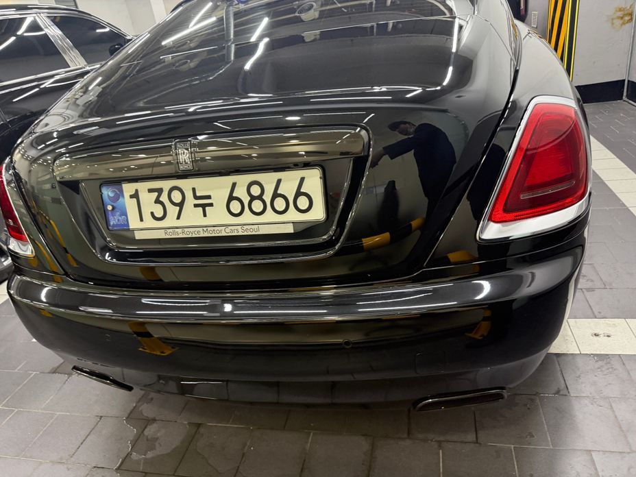 Rolls-Royce Wraith 2021