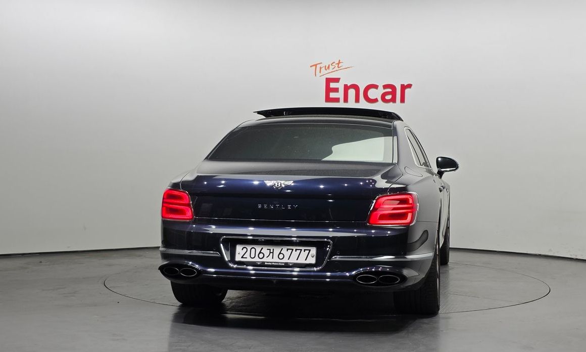 Bentley Flying Spur 2022