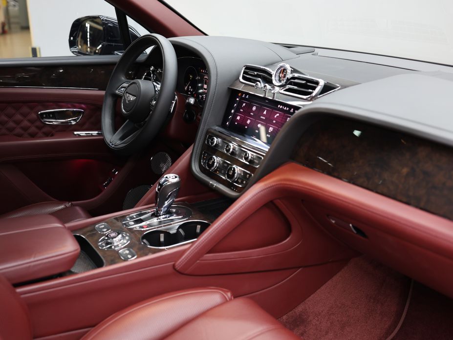 Bentley Bentayga 2022