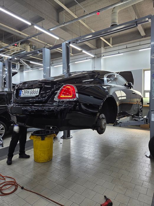 Rolls-Royce Wraith 2021