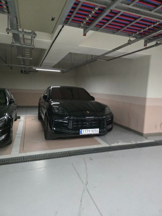 Porsche Cayenne 2025