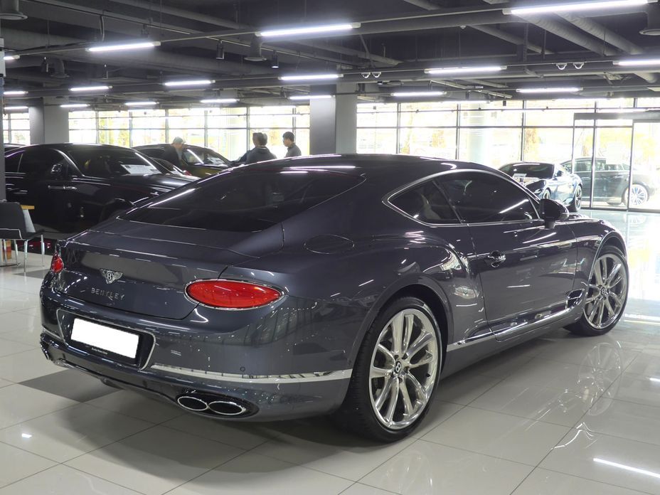 Bentley Continental 2020