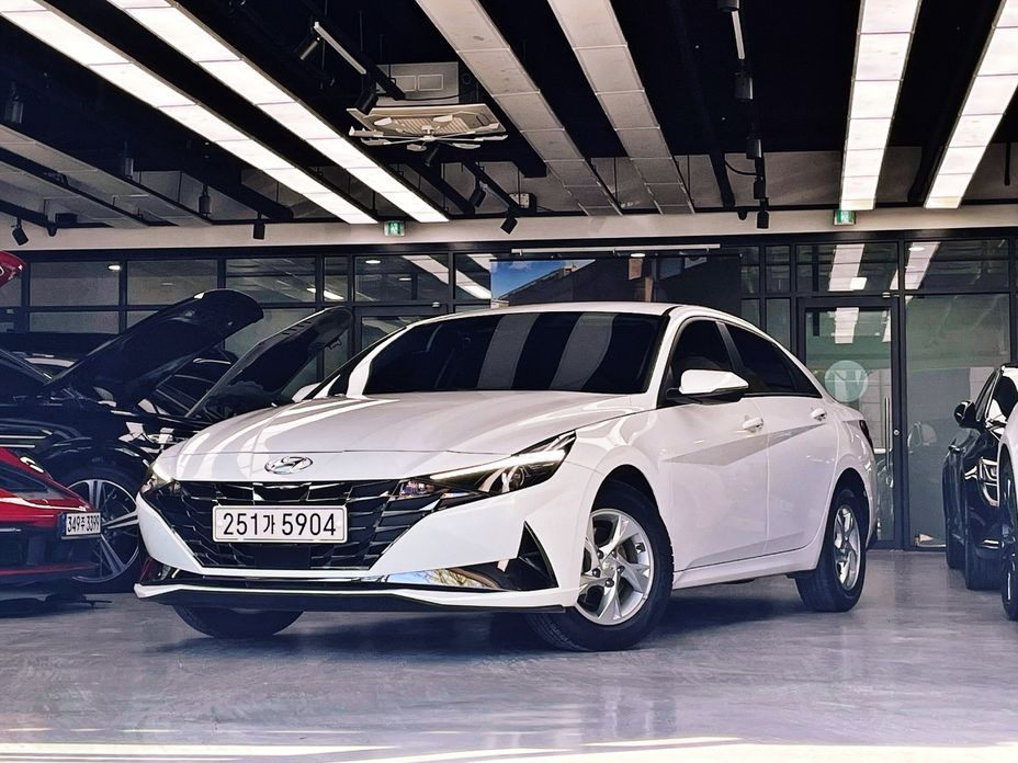 Hyundai AVANTE 2021
