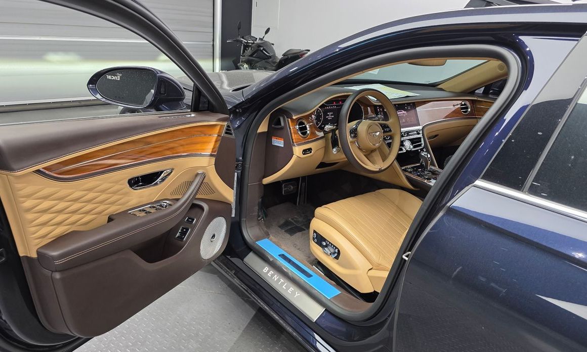 Bentley Flying Spur 2022