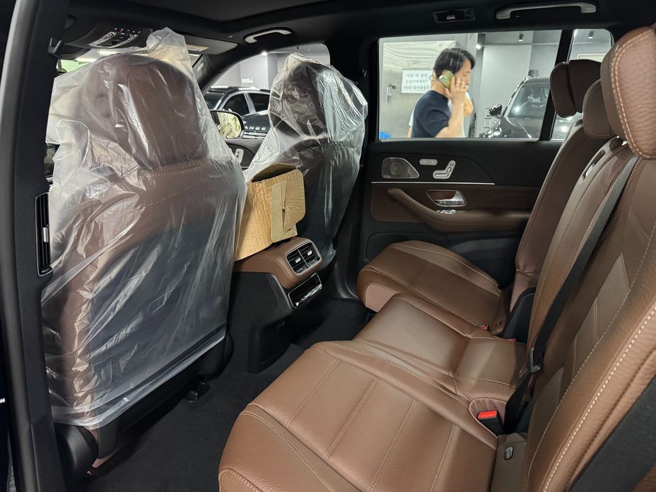 Mercedes-Benz GLS-Class 2026