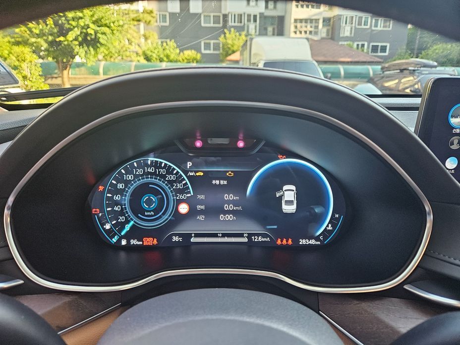 Genesis G80 2023