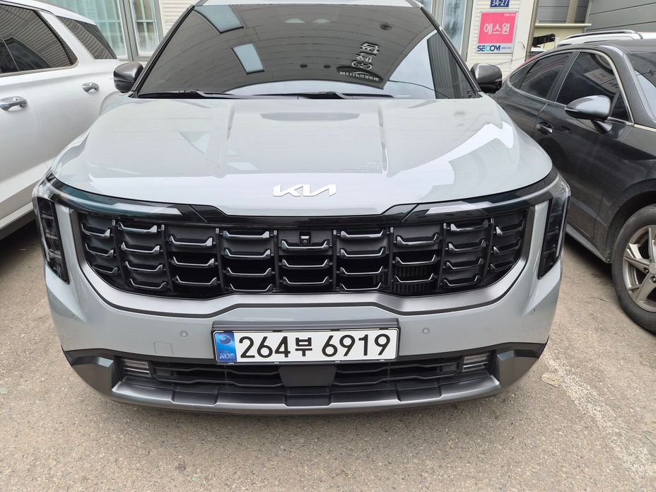 Kia Canival 2025