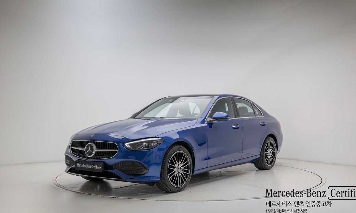 Mercedes-Benz C-Class 2024