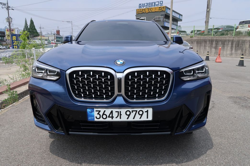 BMW X4 2023