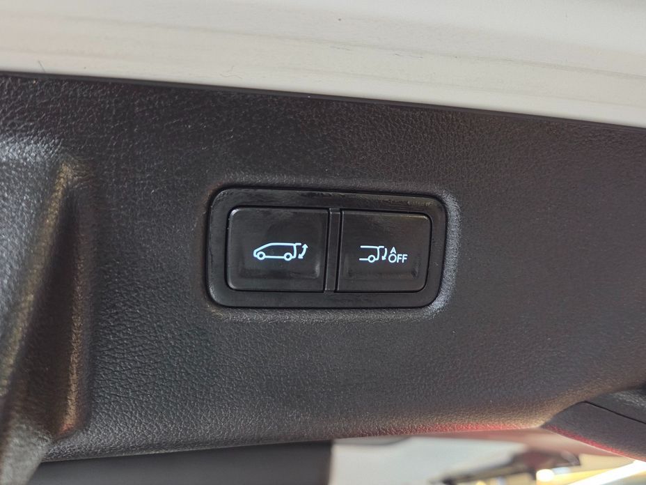 Hyundai Staria 2025