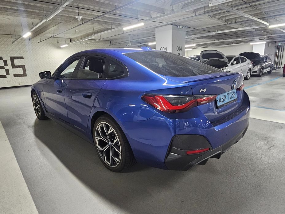 BMW i4 2024
