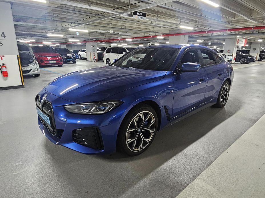 BMW i4 2024