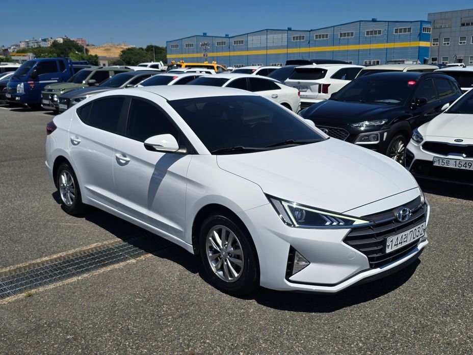 Hyundai AVANTE 2020